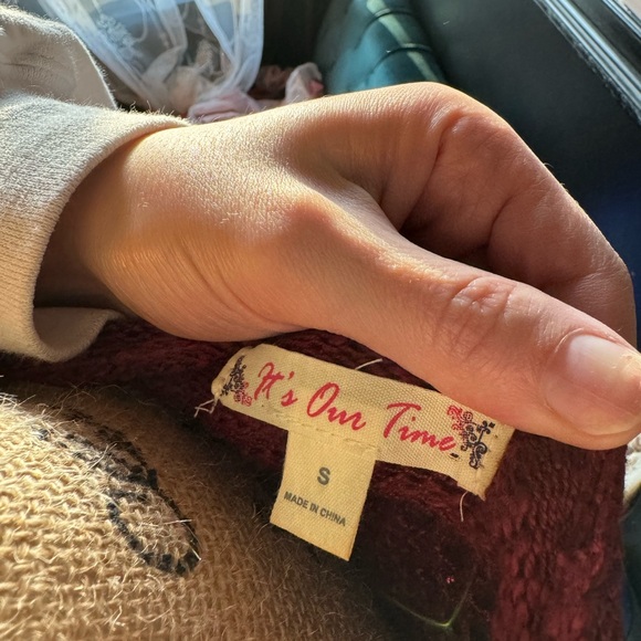 It’s our time vintage crotched jacket - Picture 2 of 2